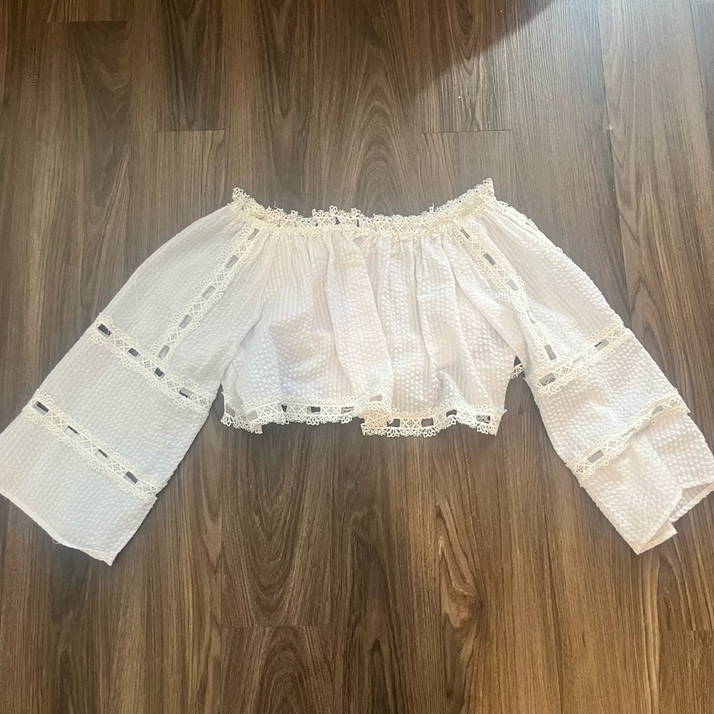 White Crotchet Off The Shoulder Crop Top